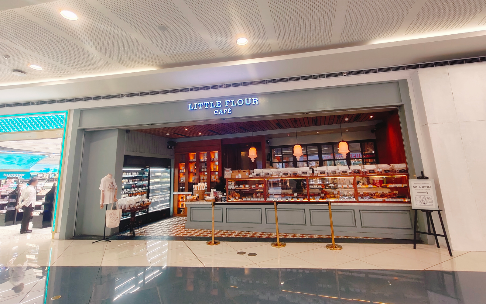 LITTLE FLOUR CAFE in SM Mall of Asia